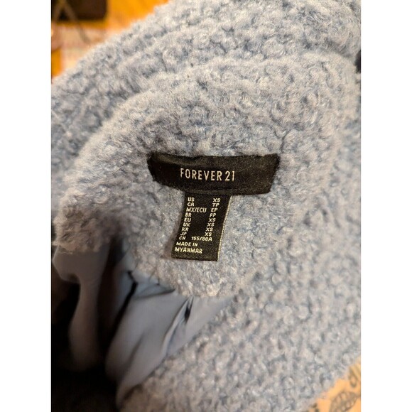 Forever 21 Size XS Soft Blue Soft Fuzzy Teddy Fleece Sherpa Shag Coat - Picture 7 of 7